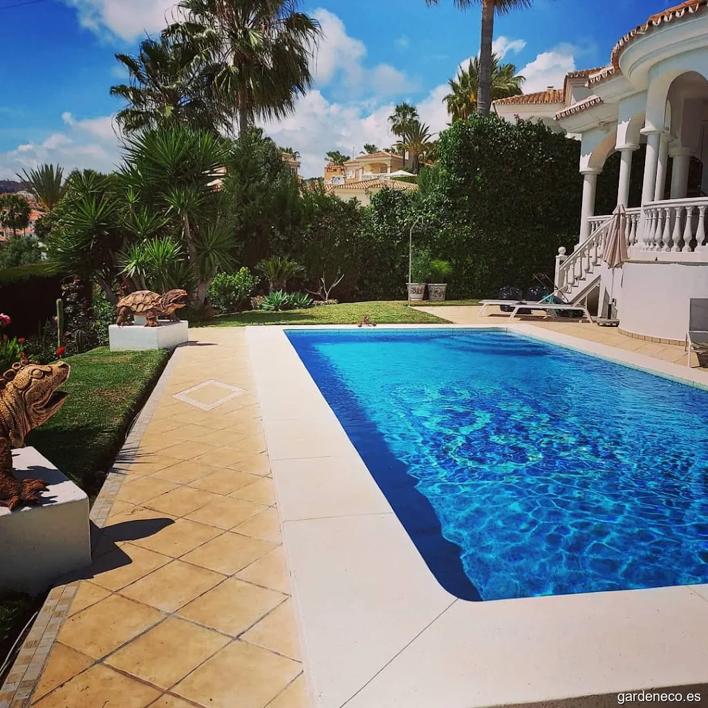 Eurojardin gardeners jardineros en mijas