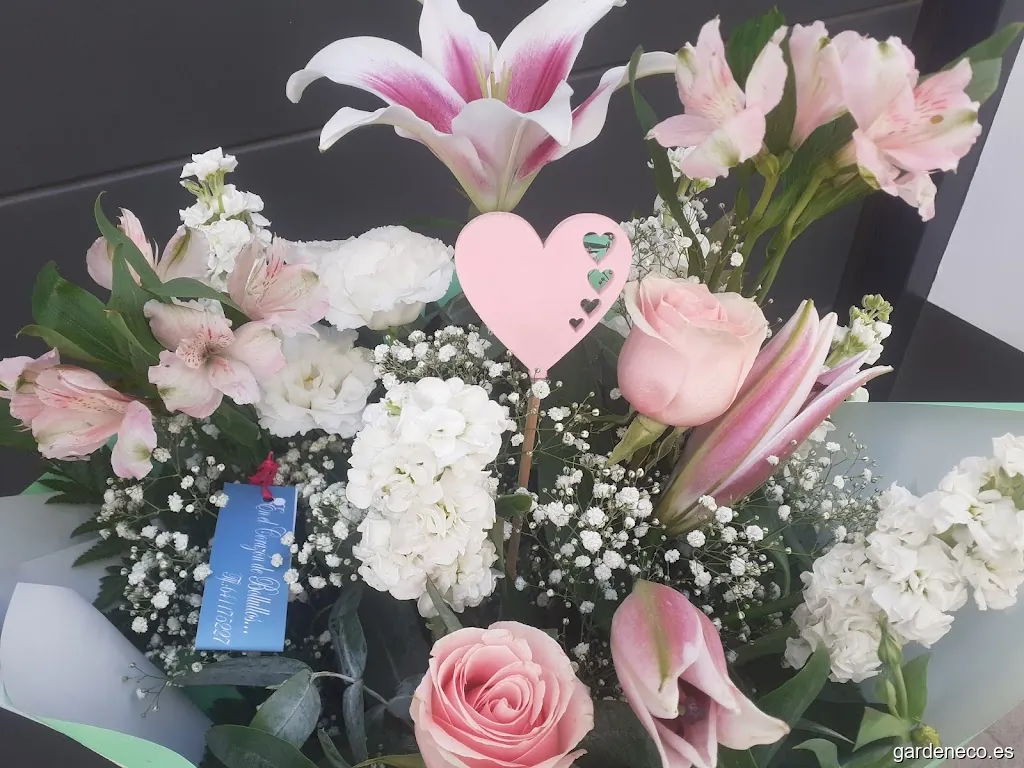 Pétalos, la floristeria de Bollullos