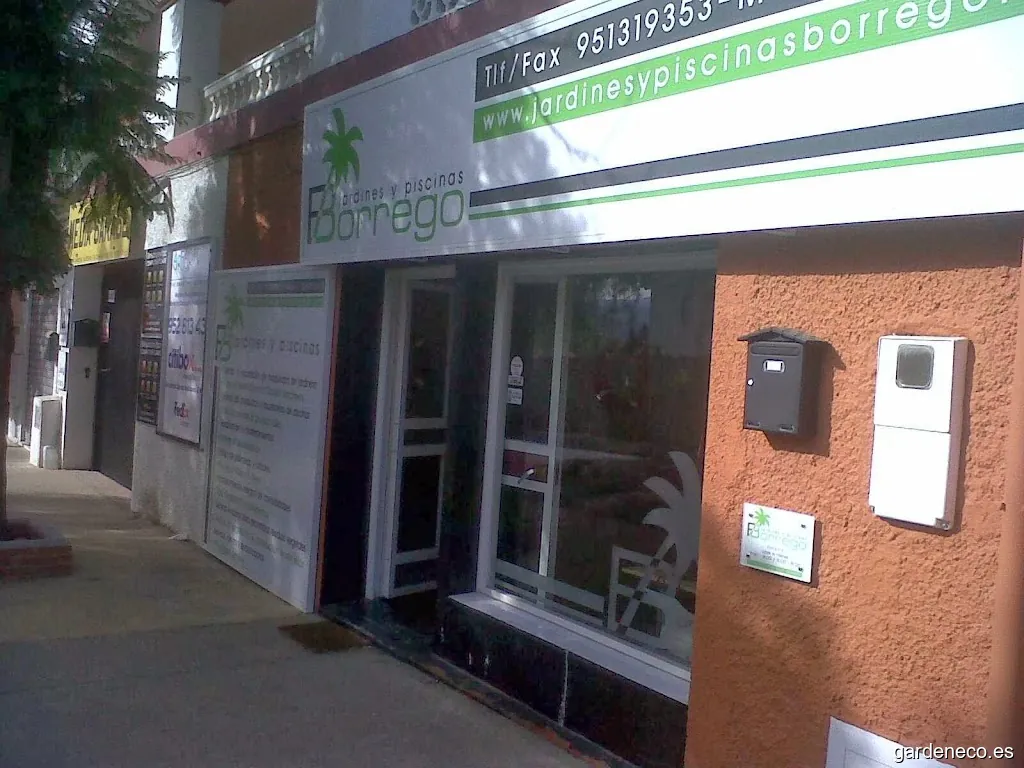 Jardines y Piscinas Borrego