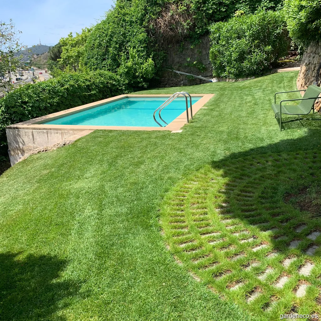 RIERA - Paisajismo y Jardineria