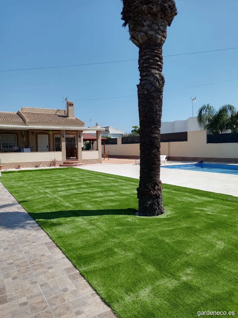 Césped Artificial y Servicios