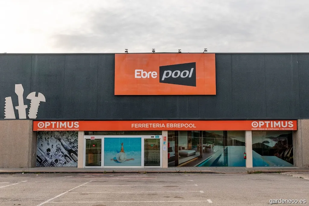 Piscinas y jardín EbrePool