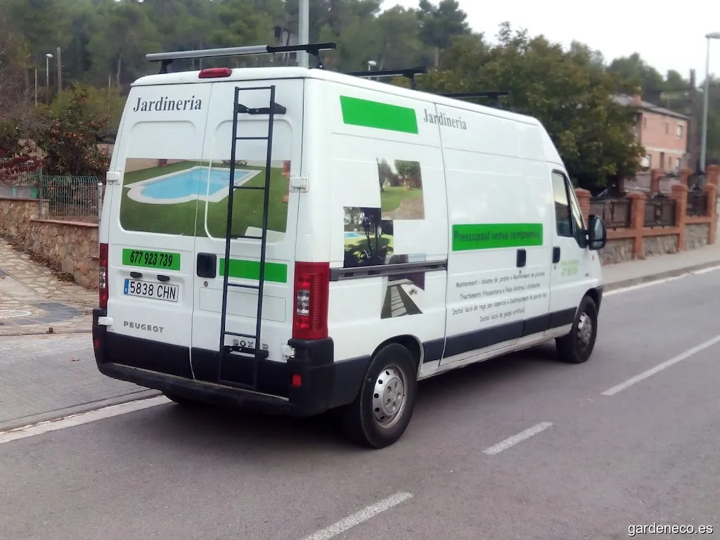 servicios de jardinería Dani