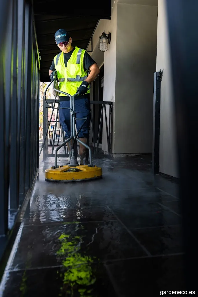 Manservice Global S.L.