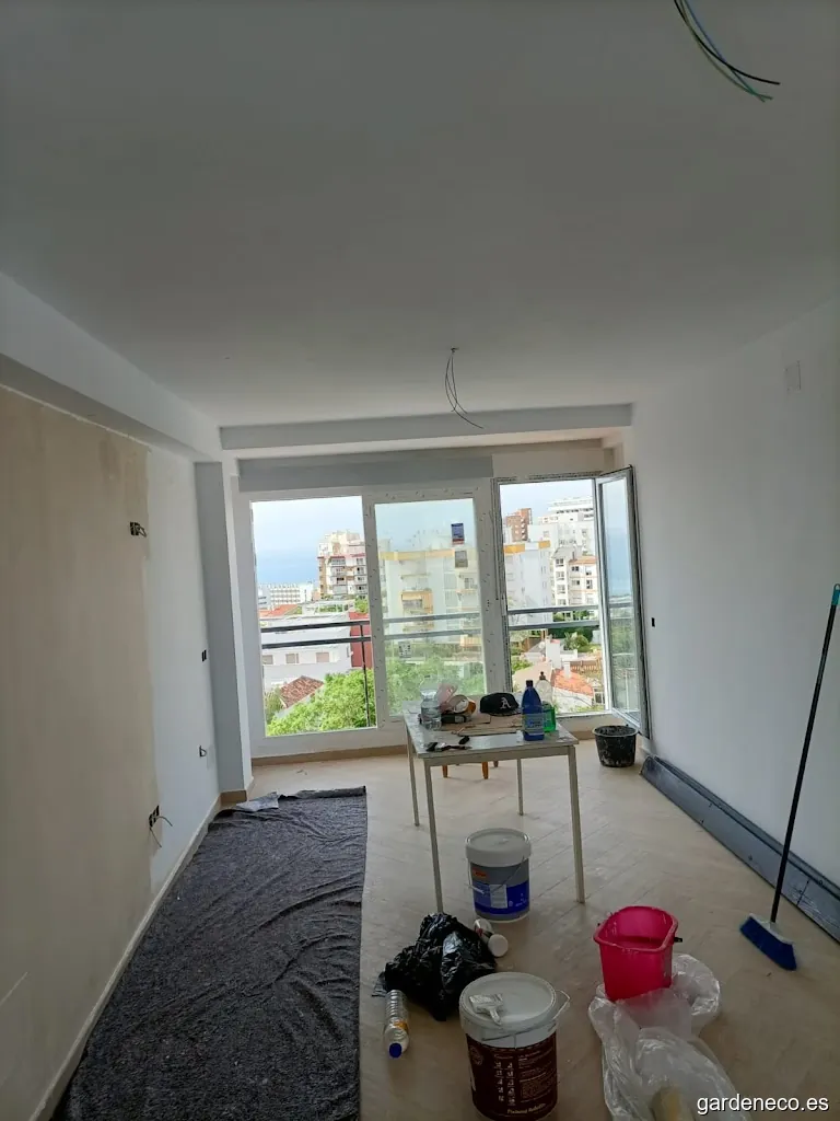 Jose - Jardinero Y Pintor En Torremolinos