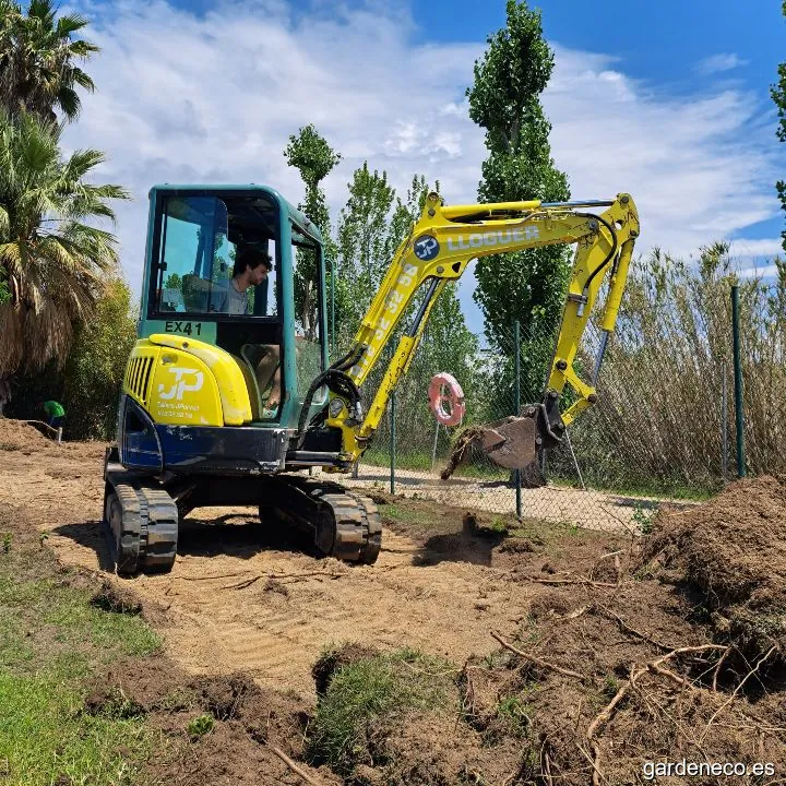 La Destral Podes i Tales