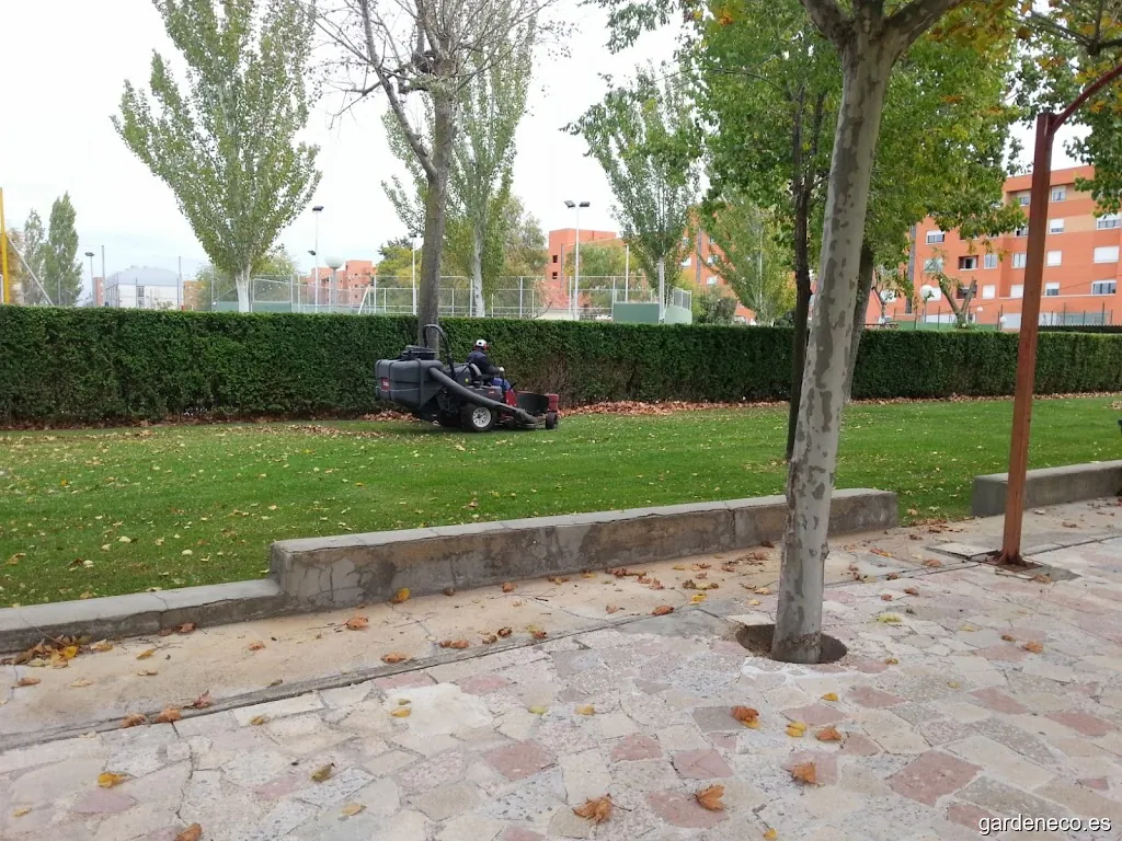 Jardinería y Suministros Comodín