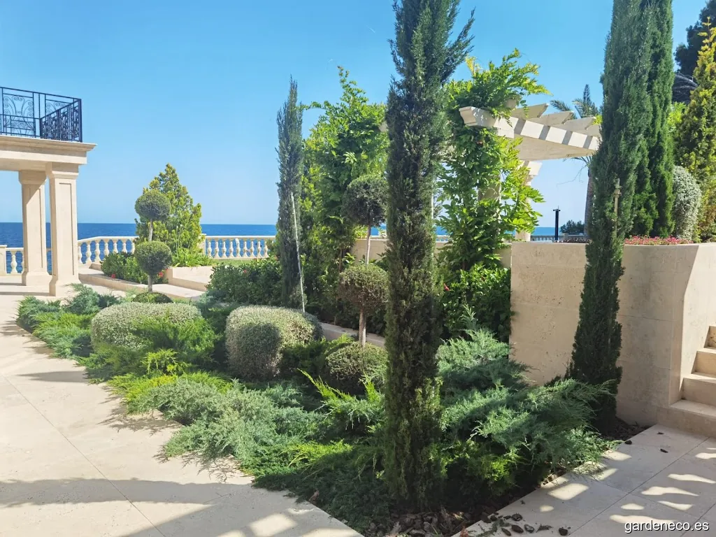 Servigardens - Empresa de mantenimiento de jardines