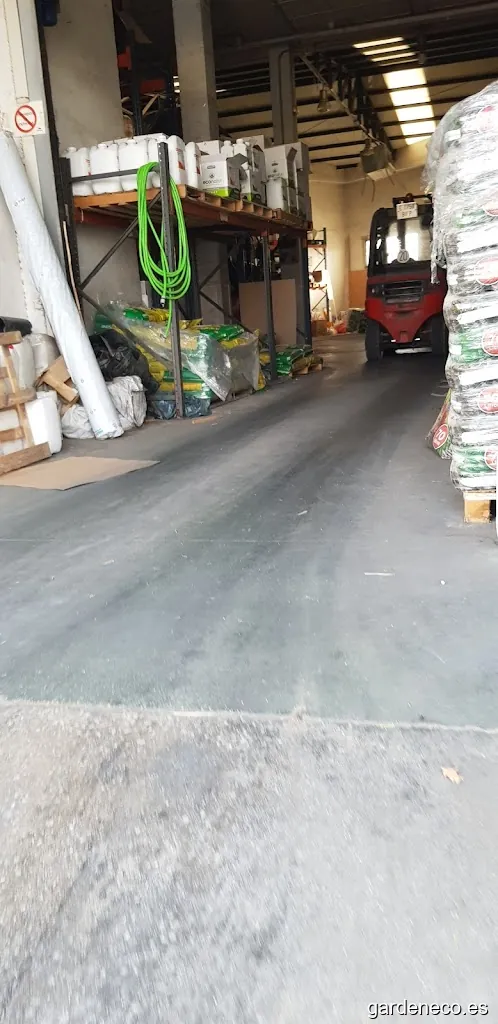 Agrocentro Abonos Vélez S. L.