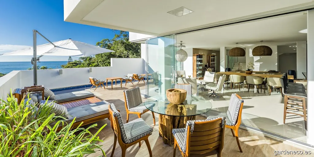 Guto Biazzetto Studio - Architect - Interior Designer - Arquitecto