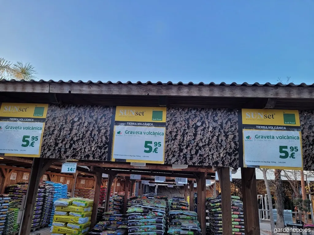 Bordas Garden Center