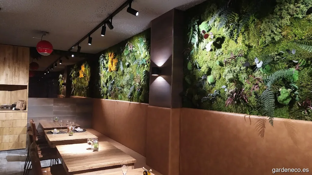 URBAN GARDEN Ecosistemas Verticales