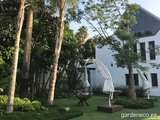 Jardinería Malaga 🥇| Urbanature Empresa