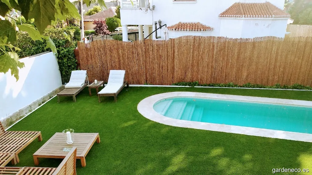 Grassur - Instalación Césped Artificial Premium