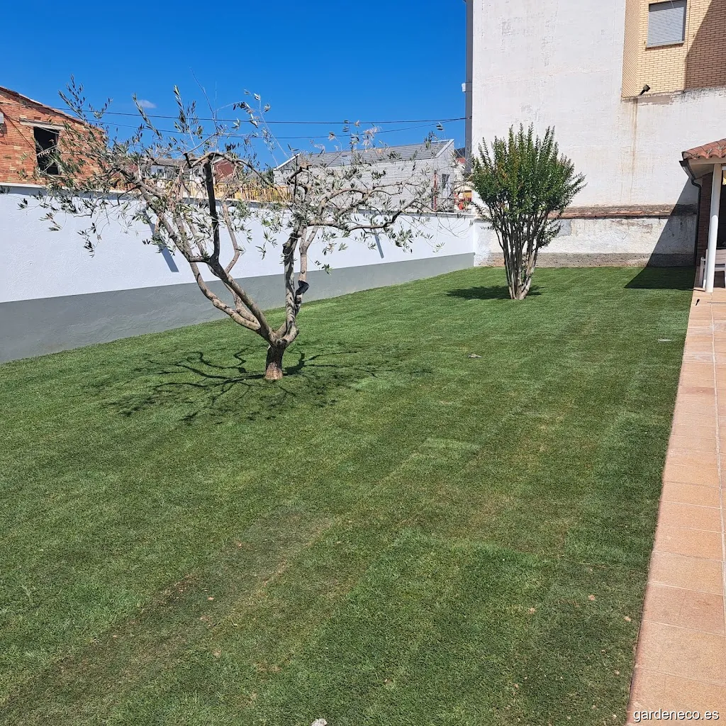 Savia Nova Jardineros Sl